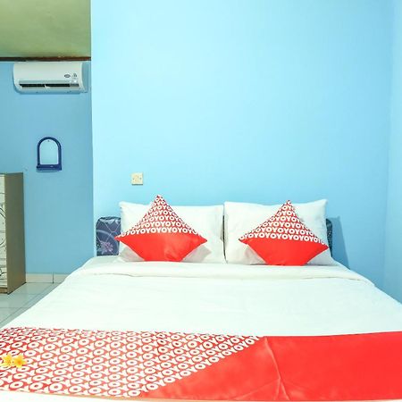 Oyo 1662 Zury Homestay Kuta  Zewnętrze zdjęcie