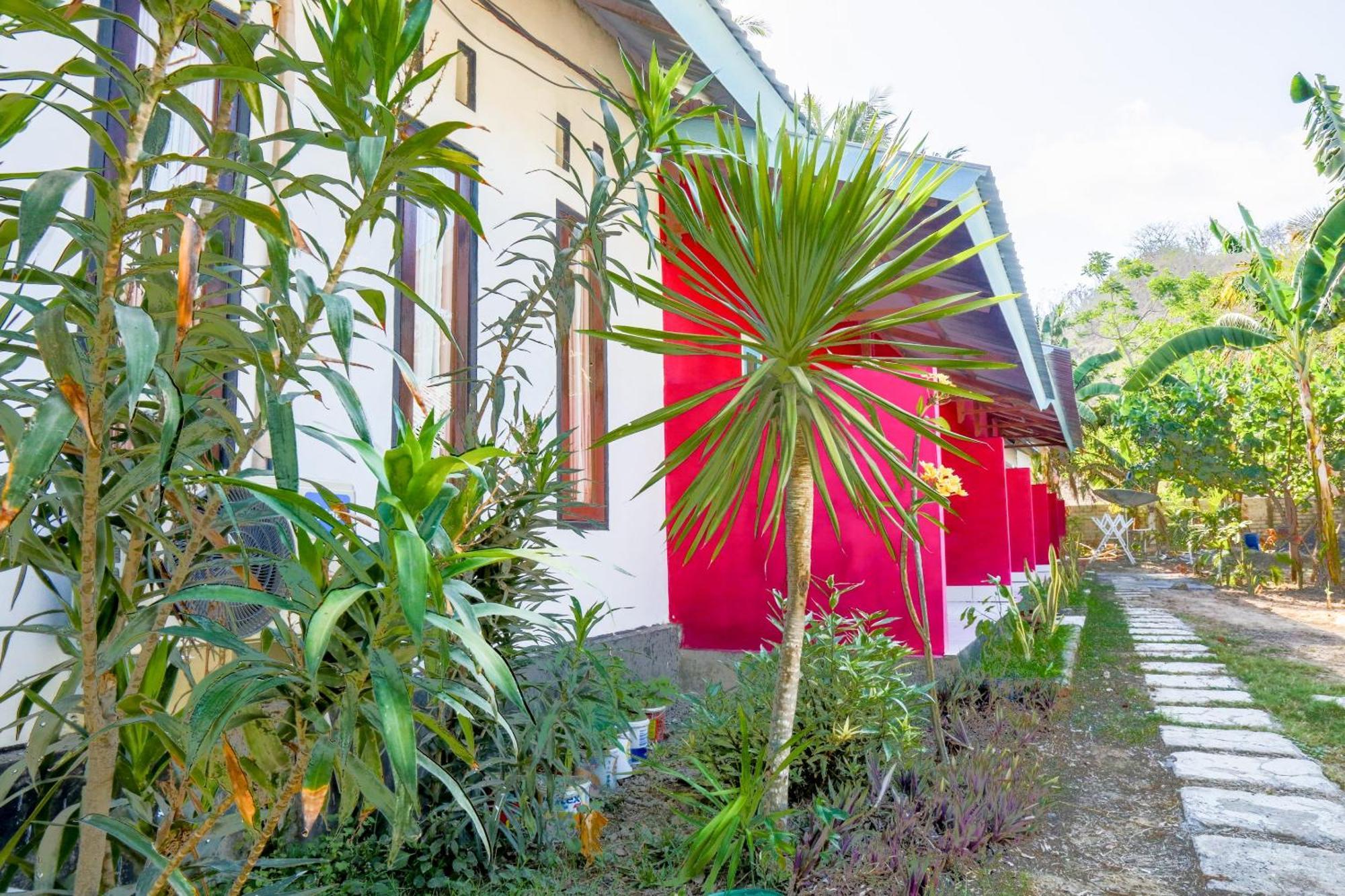 Oyo 1662 Zury Homestay Kuta  Zewnętrze zdjęcie